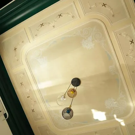 Palazzo Fiaccadori - Historical Palace Bed and Breakfast Ρέτζιο ντι Καλάμπρια