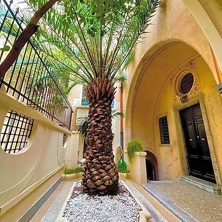 Nocleg ze śniadaniem Palazzo Fiaccadori - Historical Palace Reggio di Calabria