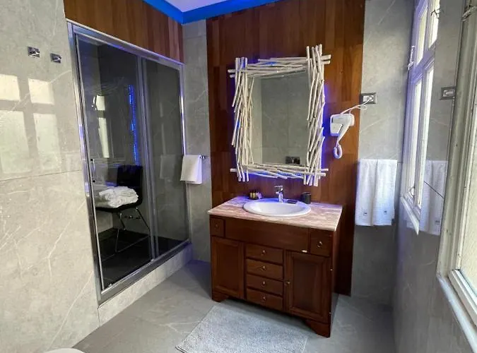 Alojamento de Acomodação e Pequeno-almoço Palazzo Fiaccadori - Historical Palace *