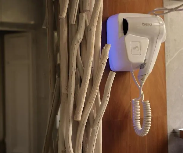 Alojamento de Acomodação e Pequeno-almoço Palazzo Fiaccadori - Historical Palace Reggio di Calabria